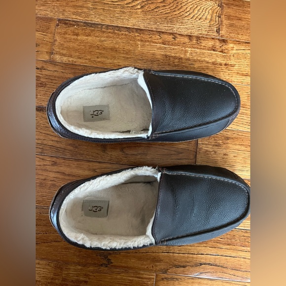 UGG Men's Ascot Loafer Slipper Leather Upper Brown Size 13 EE (Extra Wide) - Picture 3 of 14